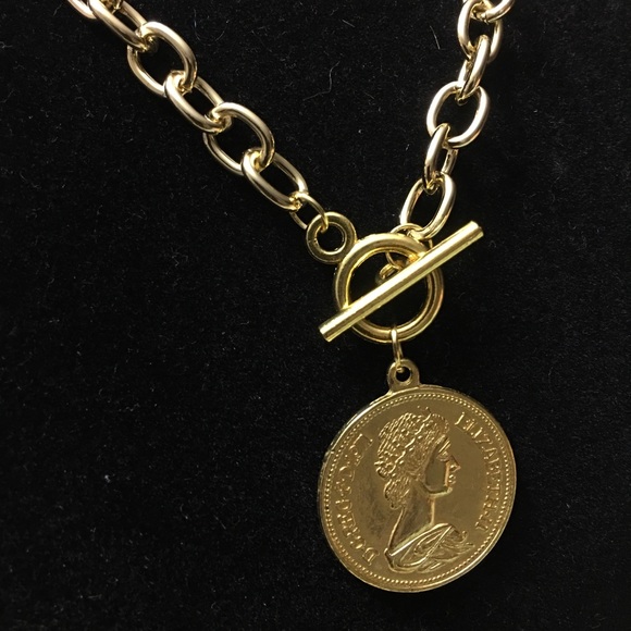 LuxorTrades | Jewelry | Vintage Charm Front Toggle Gold Coin Necklace ...